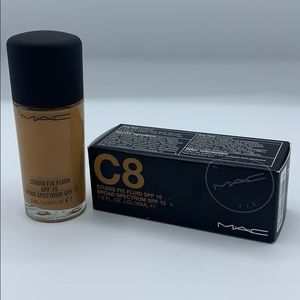 MAC C8 Studio Fix fluid SPF 15